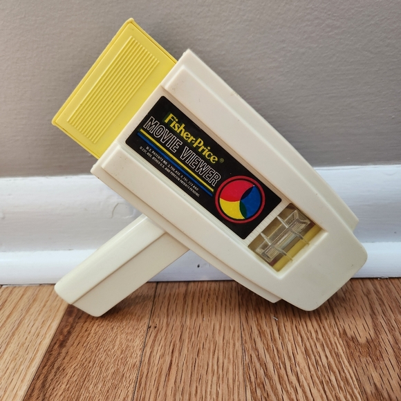 Vintage 1973 Fisher-Price Movie Viewer With Disney Lonesome Ghosts - Picture 2 of 13